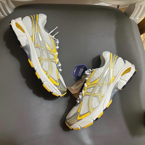 Women’s ASICS GT-2160 Kith Cream Solar Power ( New) - Picture 1 of 7